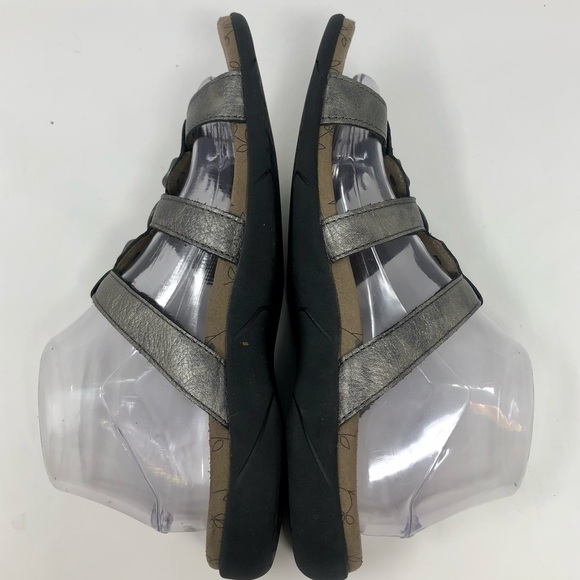 Taos Prize 4 Open Toe Sandals Pewter Gray Leather Three Strap Slip On Flip Flops - Picture 6 of 12